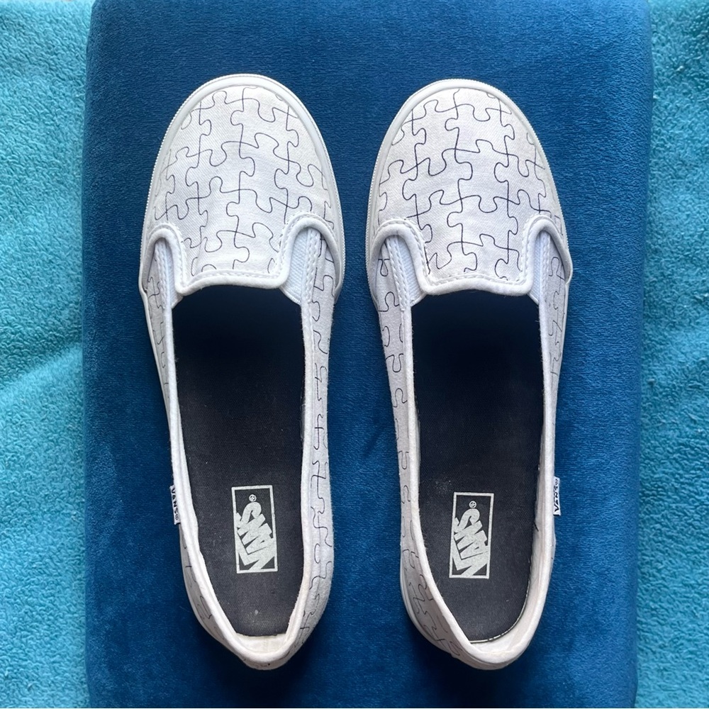 RARE! Vans Slip-Ons 6